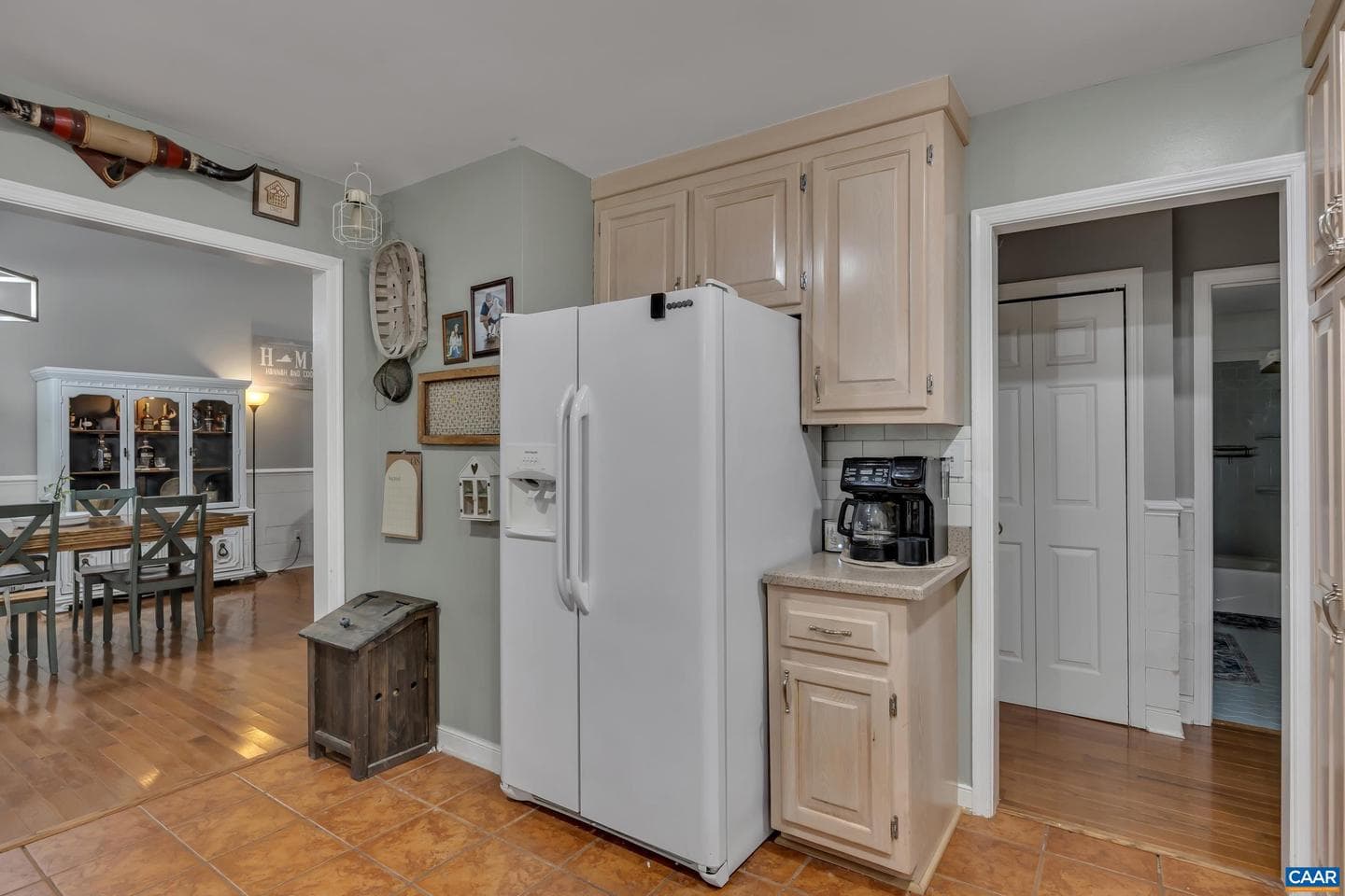 4752 Fleming Rd photo 12