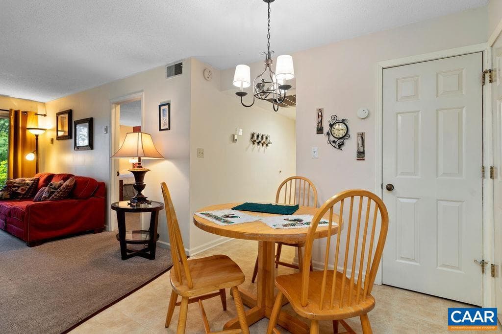 2031 Stone Ridge Condos photo 10