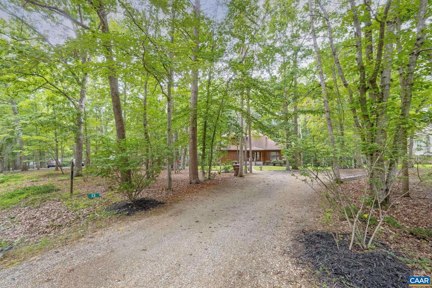13 Axle Tree Rd photo 10
