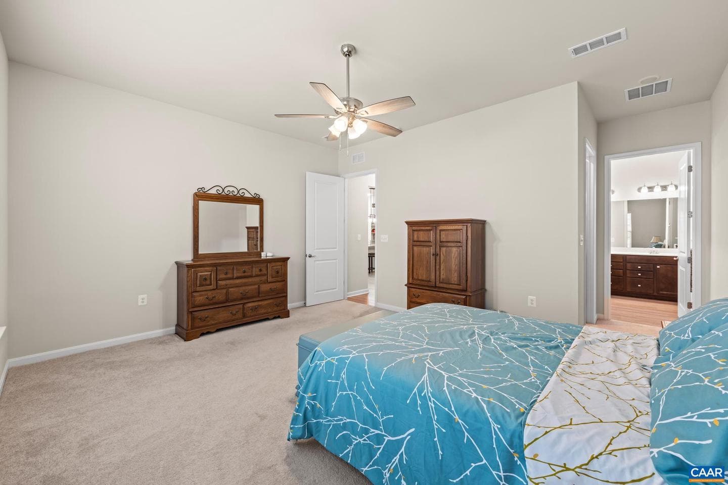 795 Four Seasons Dr photo 16