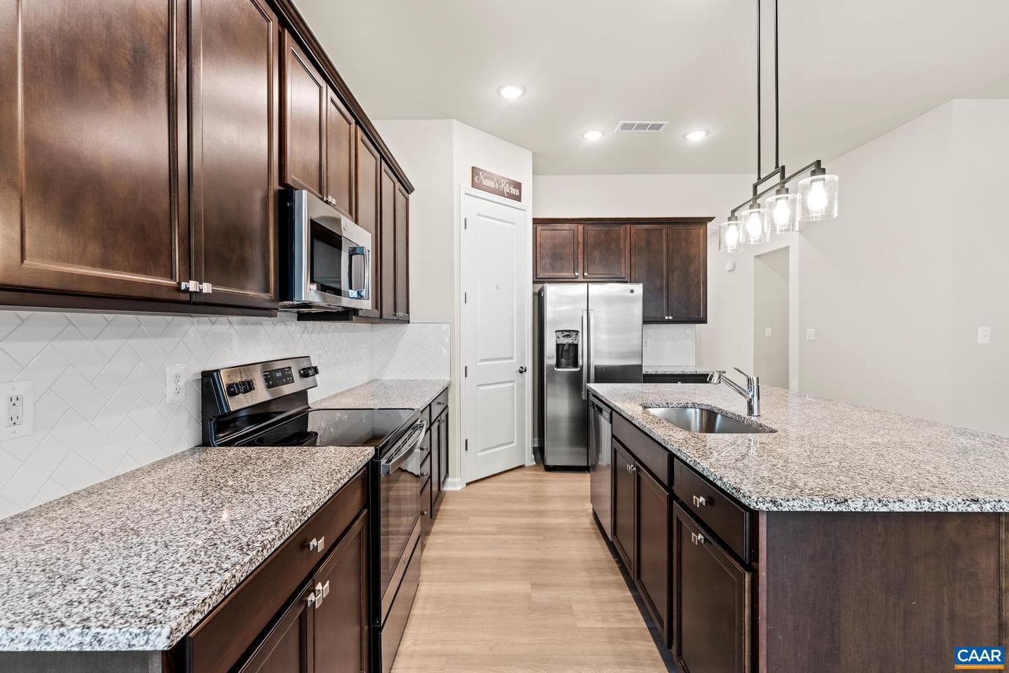 795 Four Seasons Dr photo 8