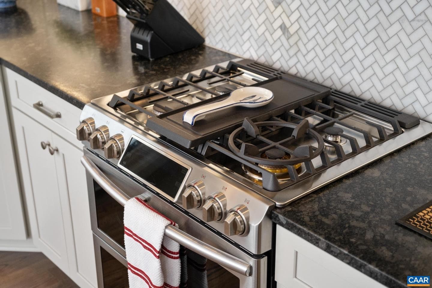 2548 Belvue Rd photo 15