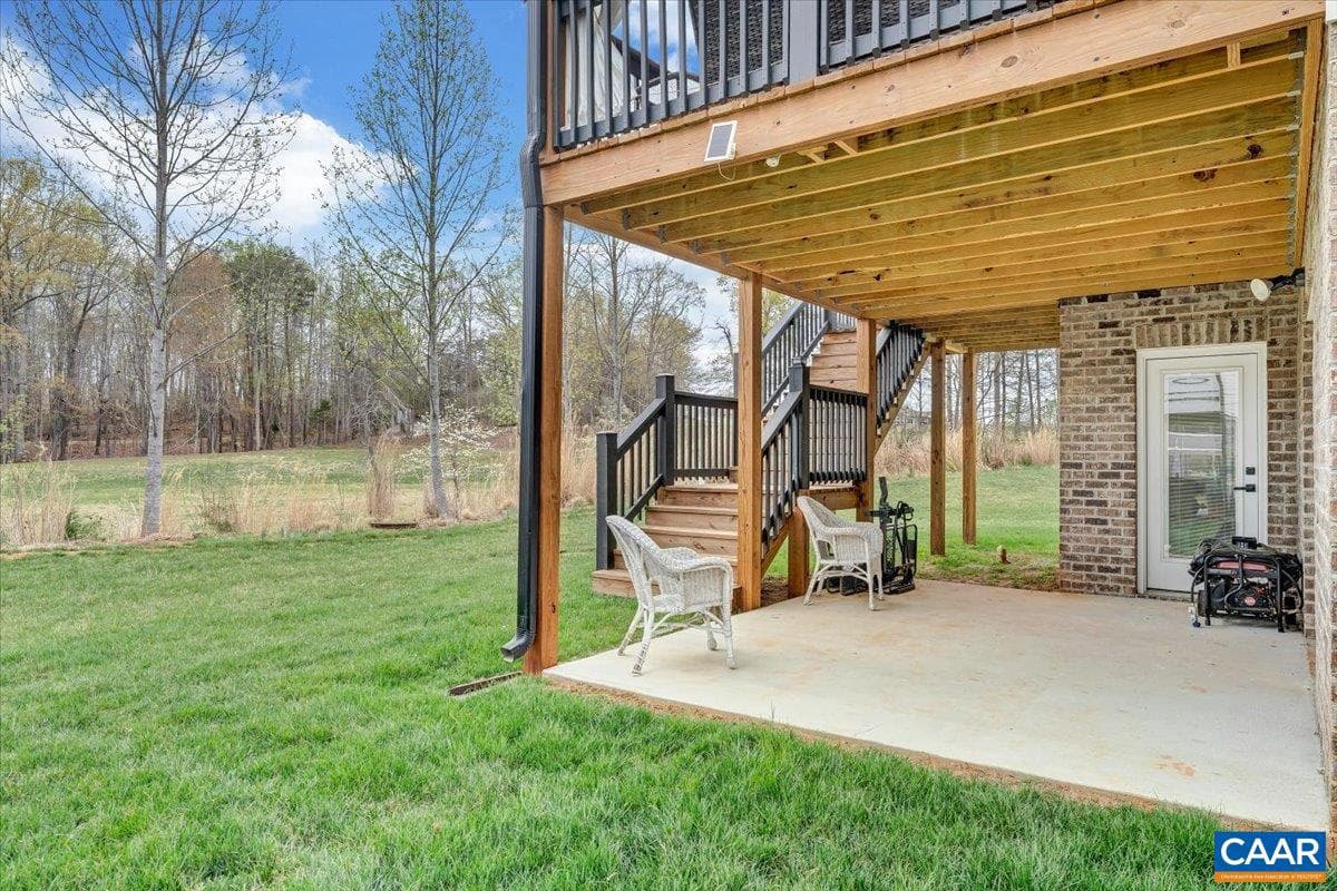 111 Retreat Ln photo 59