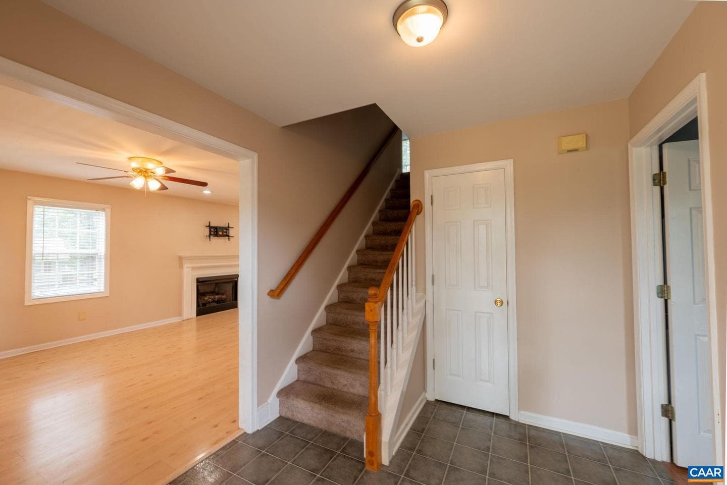497 Sunset Dr photo 14