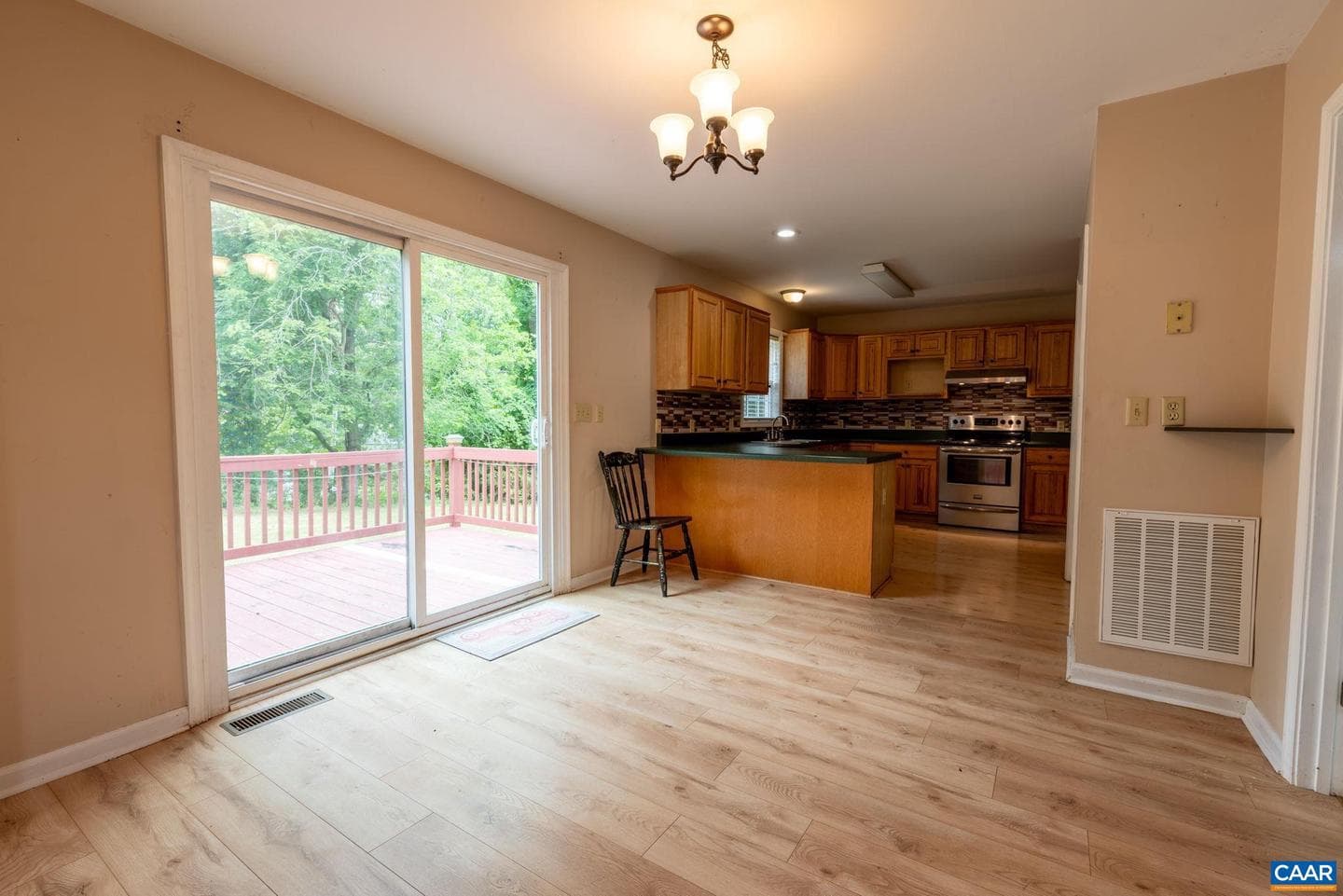 497 Sunset Dr photo 7
