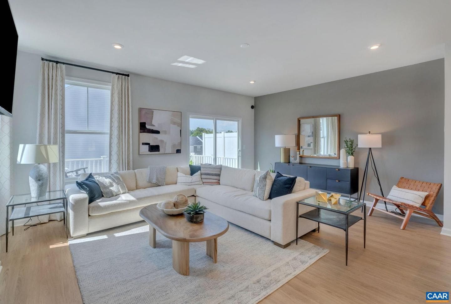 4994 Dunnagan Dr photo 3