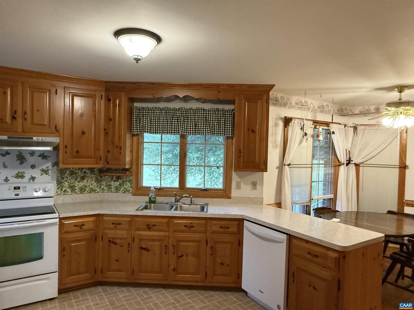 5051 Shannon Hill Rd photo 17