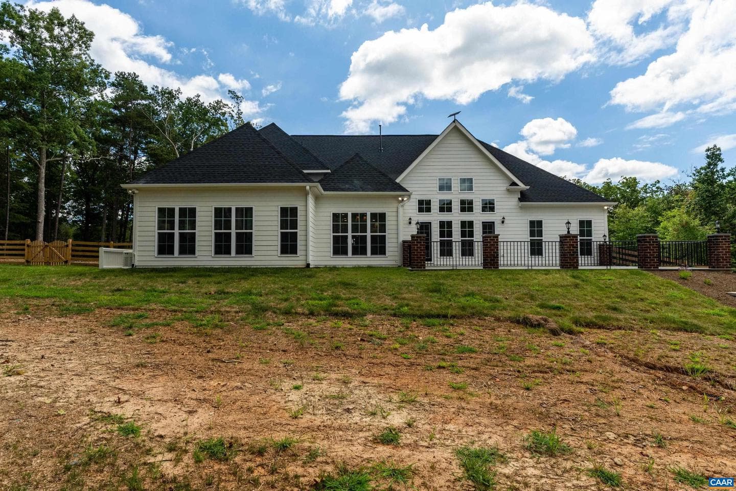 240 Campbell Rd photo 57