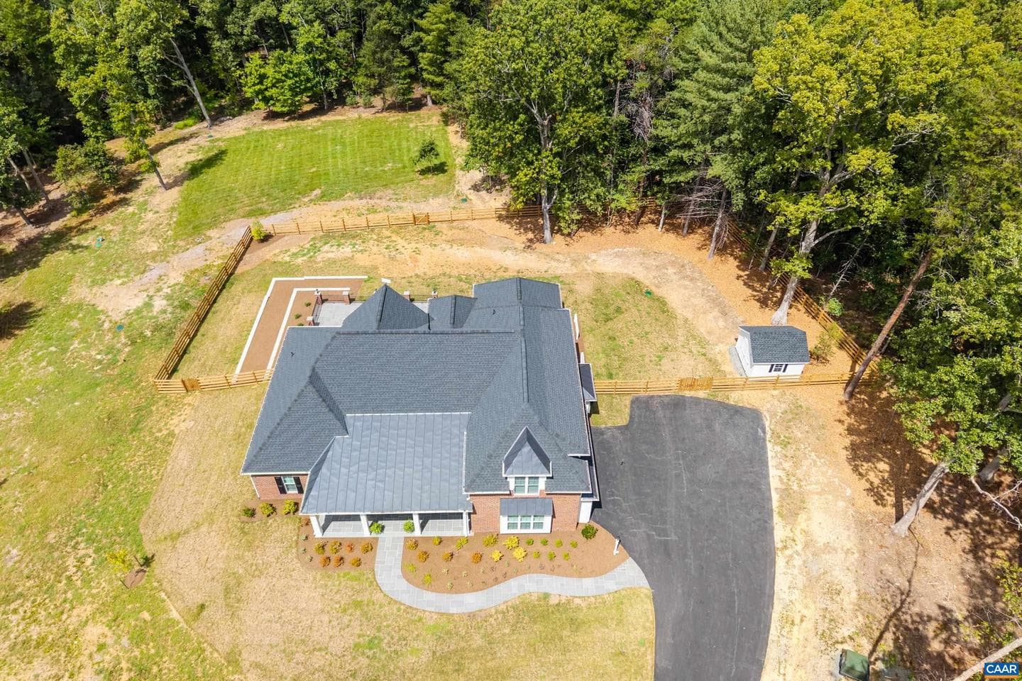 240 Campbell Rd photo 61