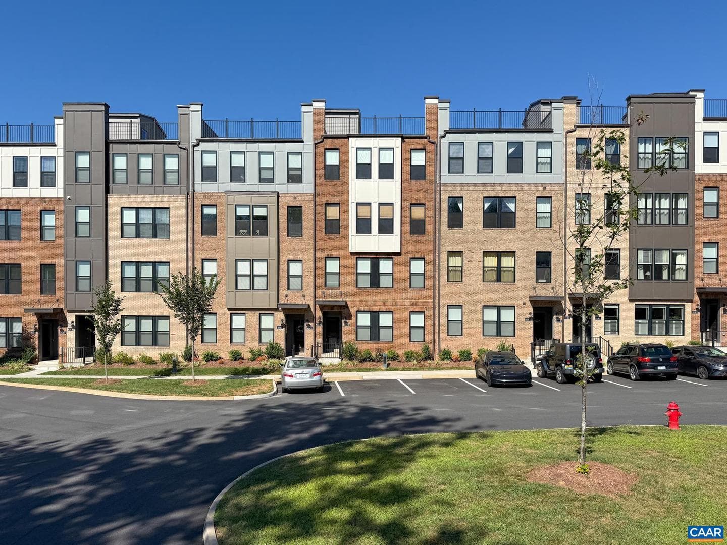 822 Wesley Ln #b photo 3