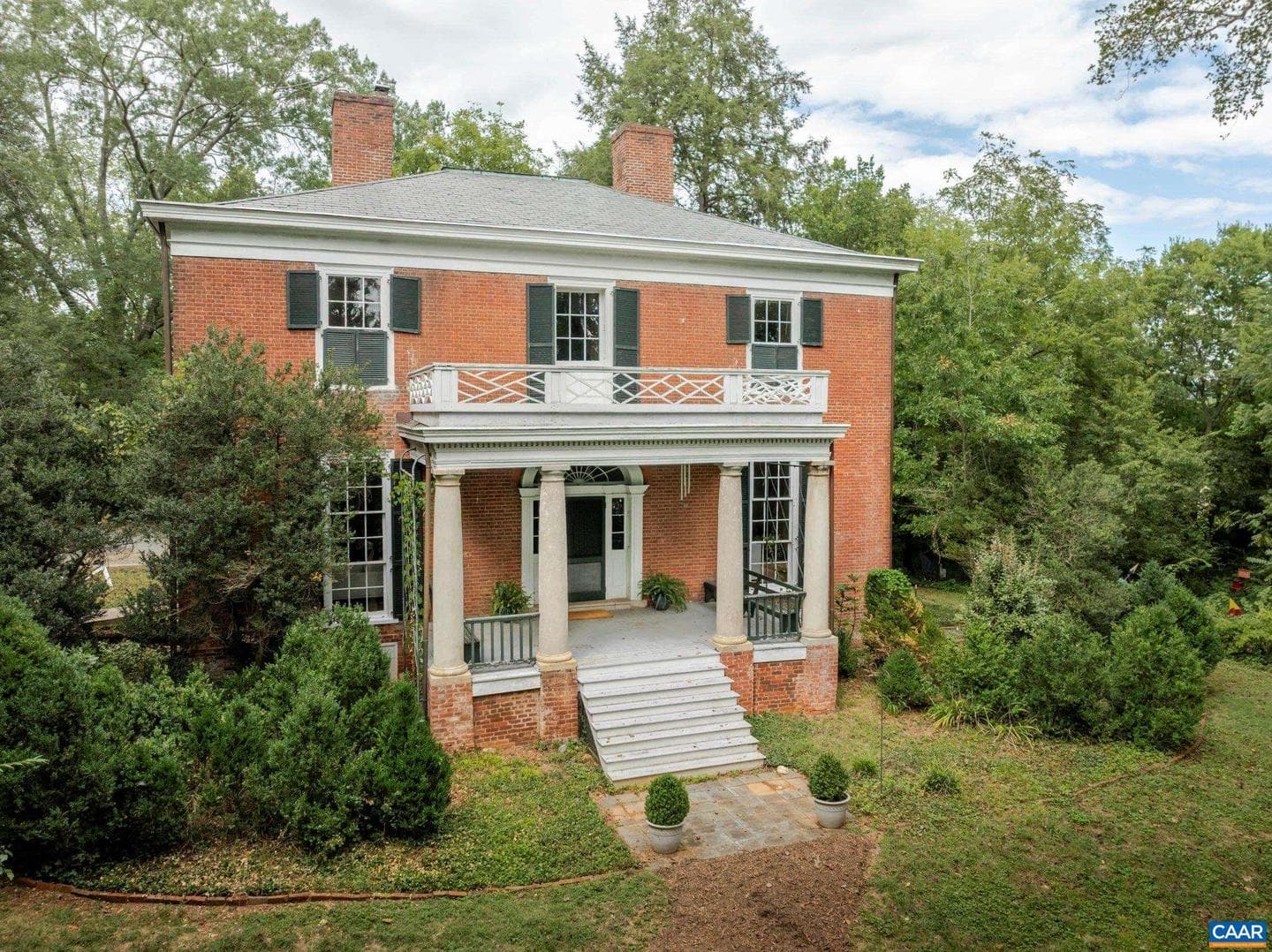 1201 East Jefferson St #the Lewis House Is L photo 40