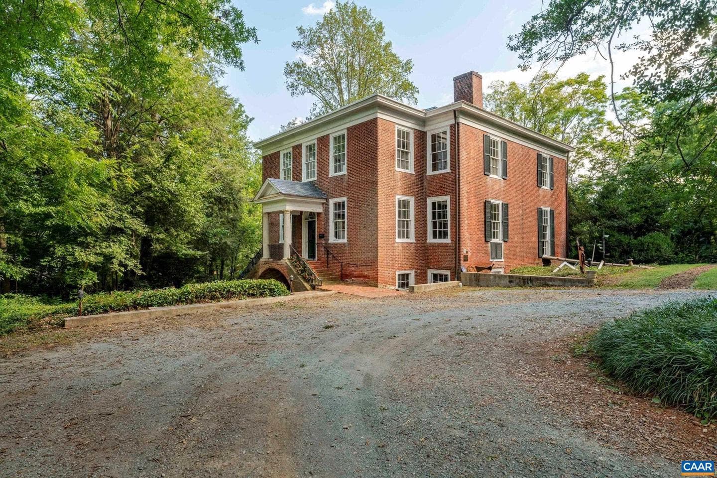 1201 East Jefferson St #the Lewis House Is L photo 41