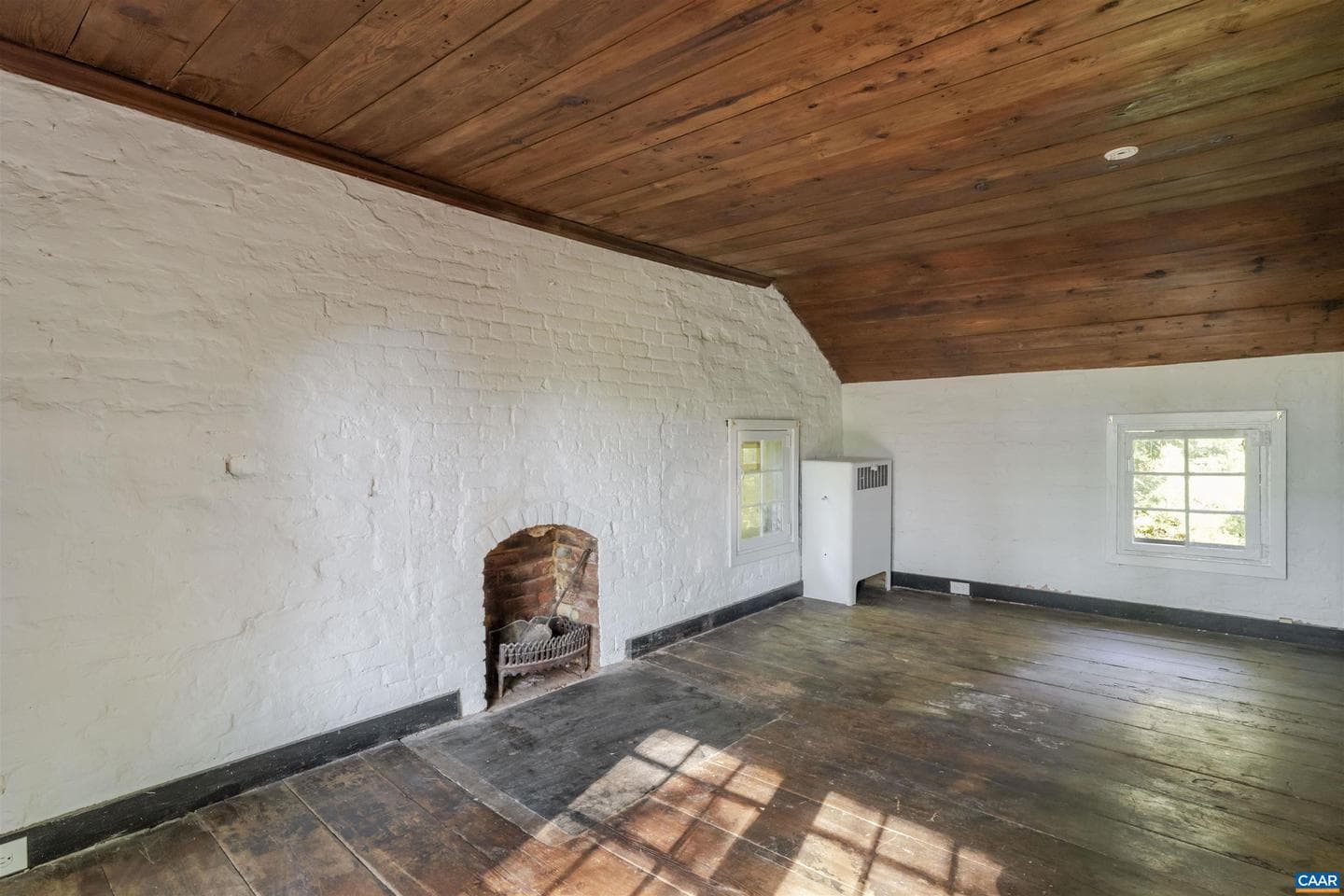 1201 East Jefferson St #the Lewis House Is L photo 65