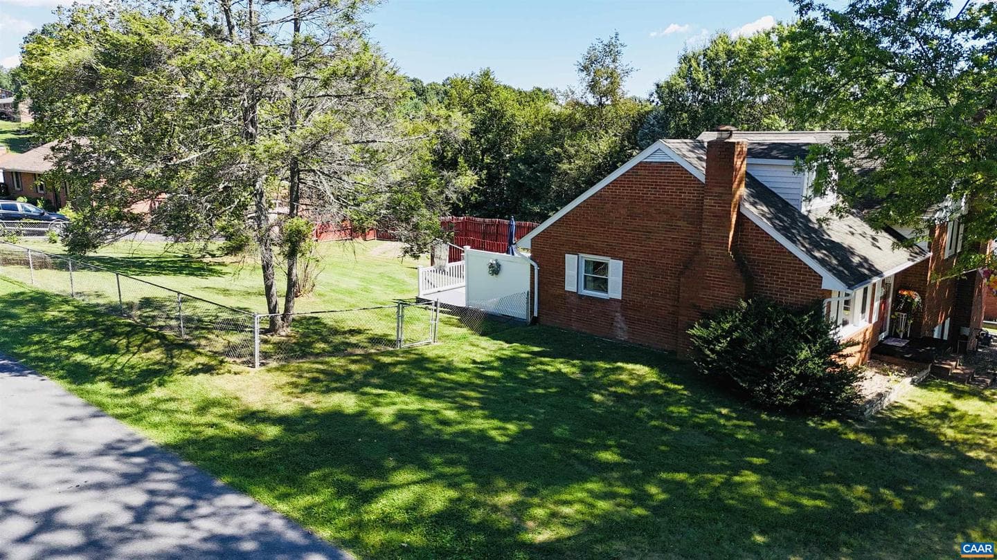 207 Burnley Dr photo 65