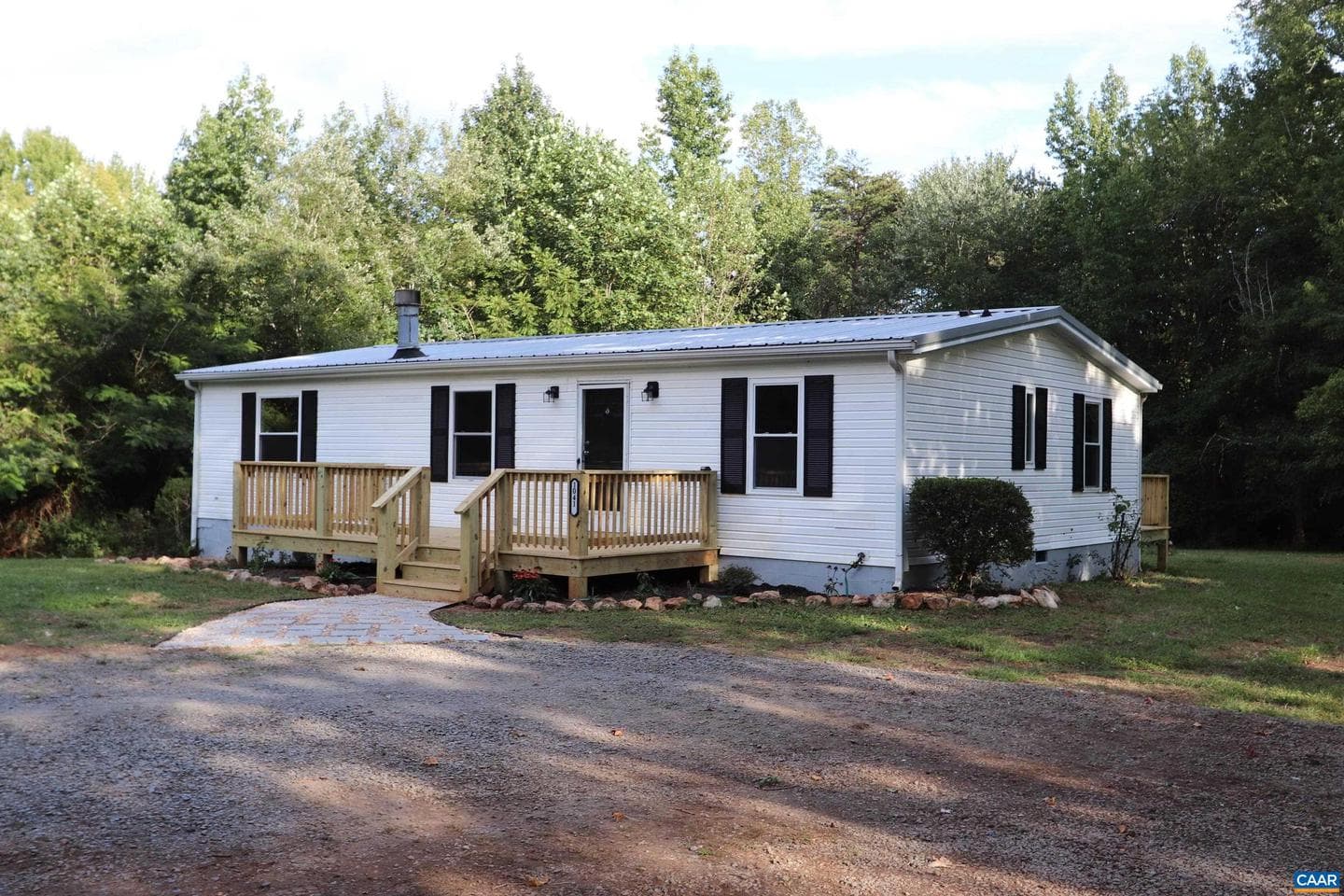 1041 W Old Mountain Rd photo 1