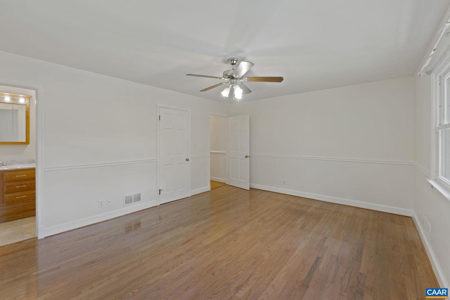 635 Ridgemont Rd photo 36