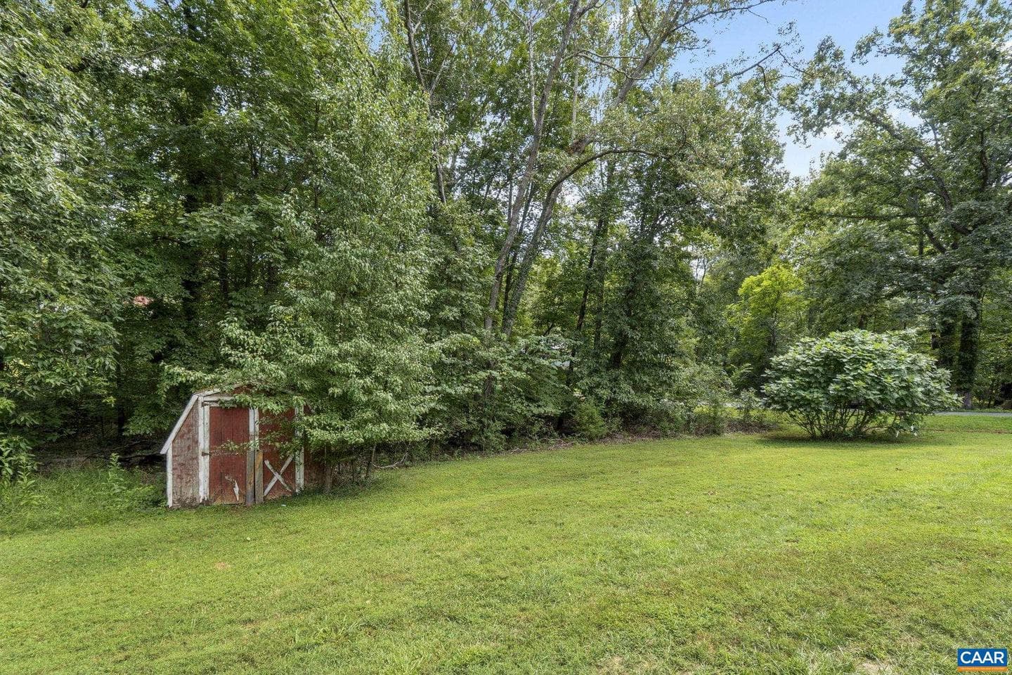635 Ridgemont Rd photo 54
