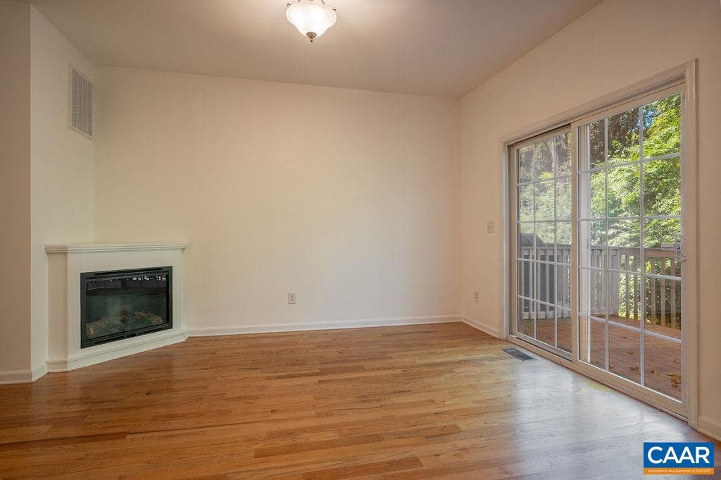 129 Old Fifth Cir photo 18