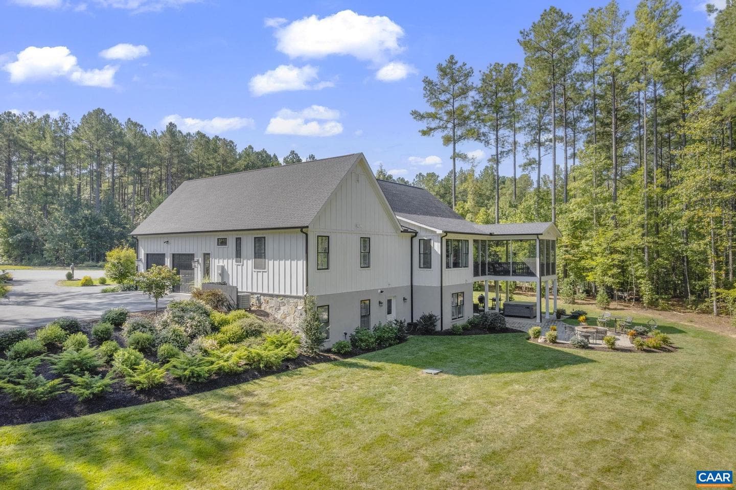 98 Pine Shadow Ct photo 9