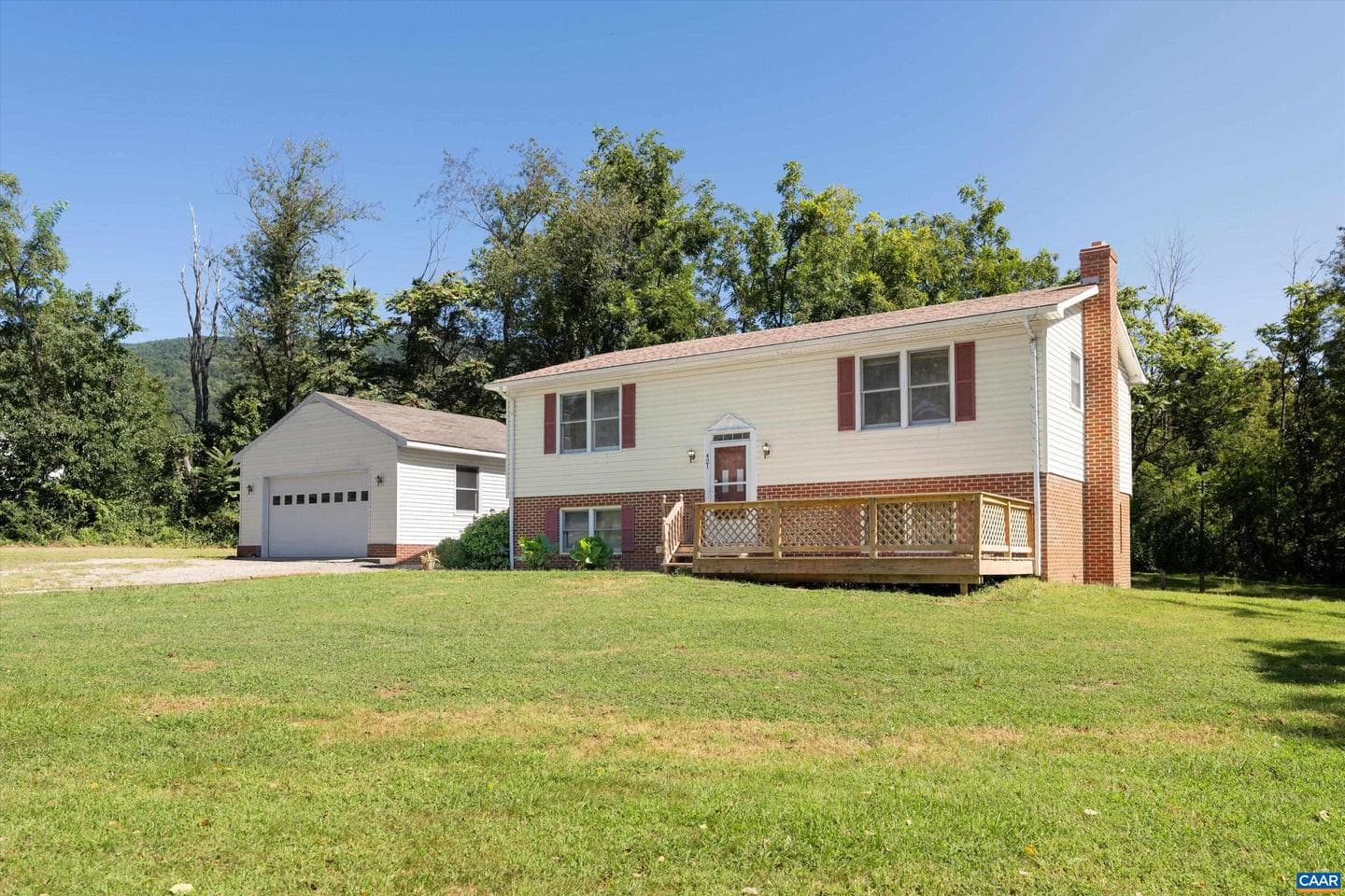 421 Newtown Rd