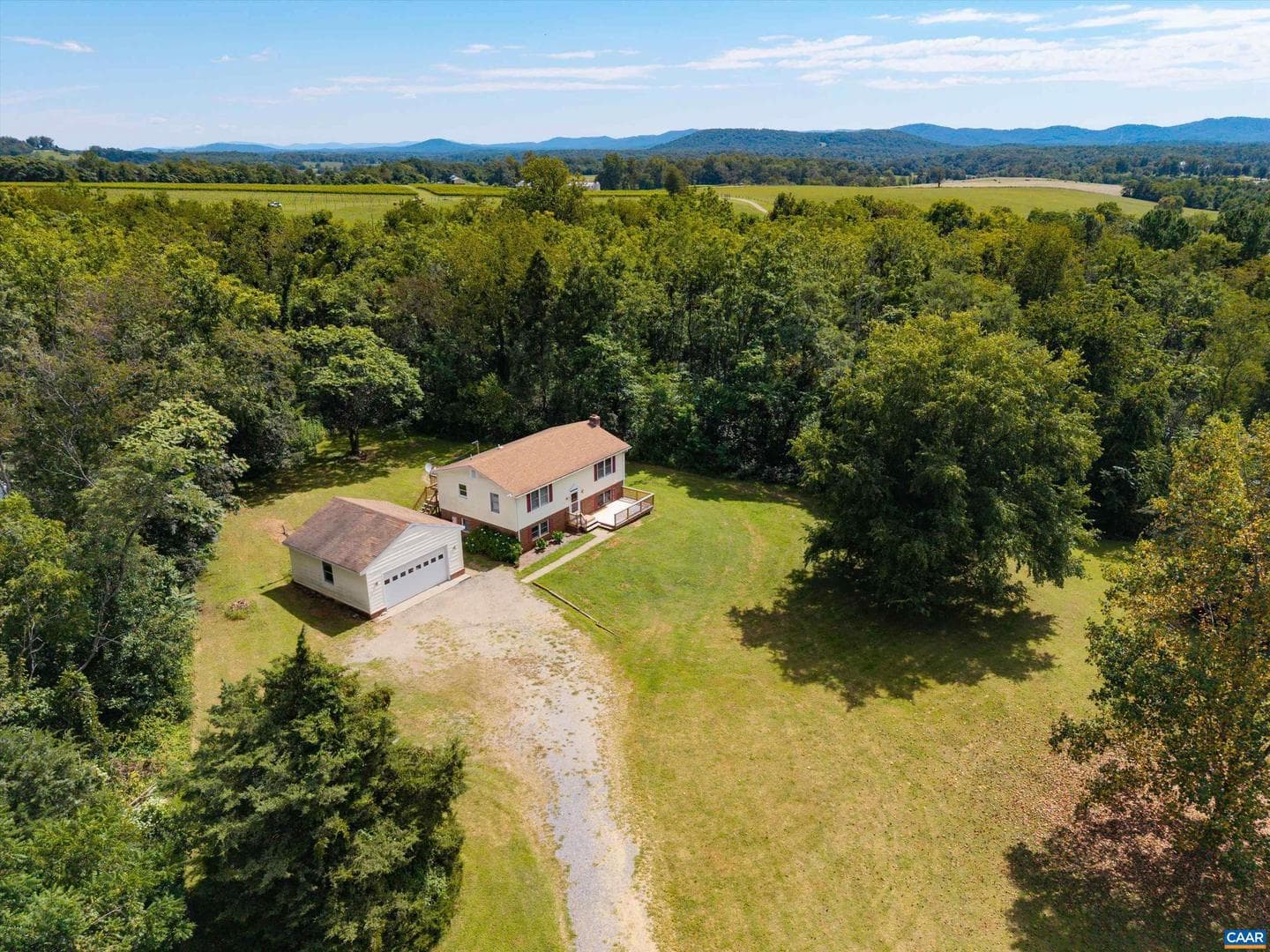 421 Newtown Rd photo 34