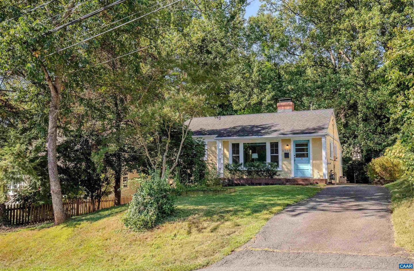 2341 Highland Ave photo 2