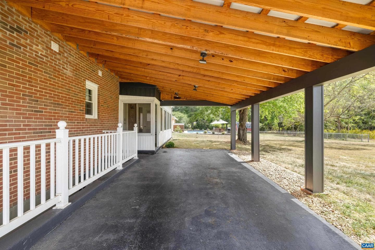 2240 Belvue Rd photo 50
