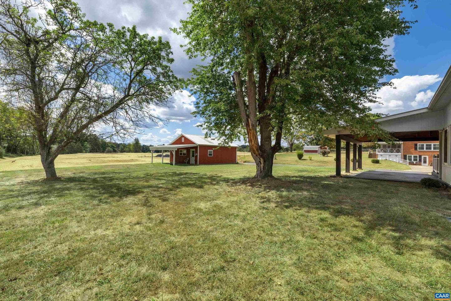 2240 Belvue Rd photo 52