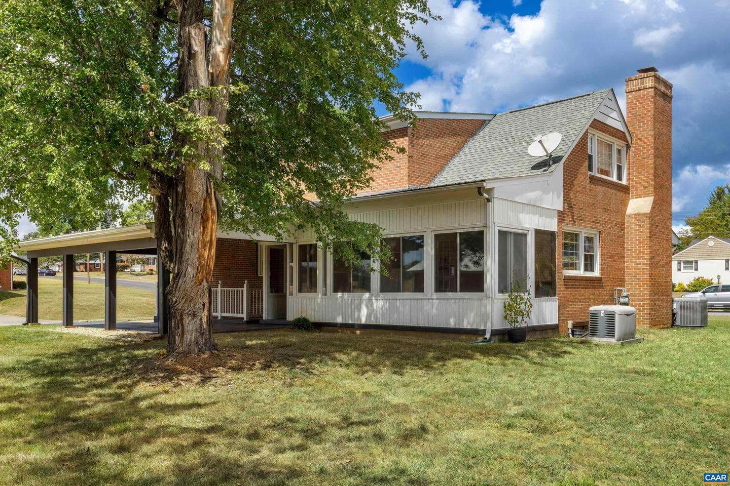 2240 Belvue Rd photo 53
