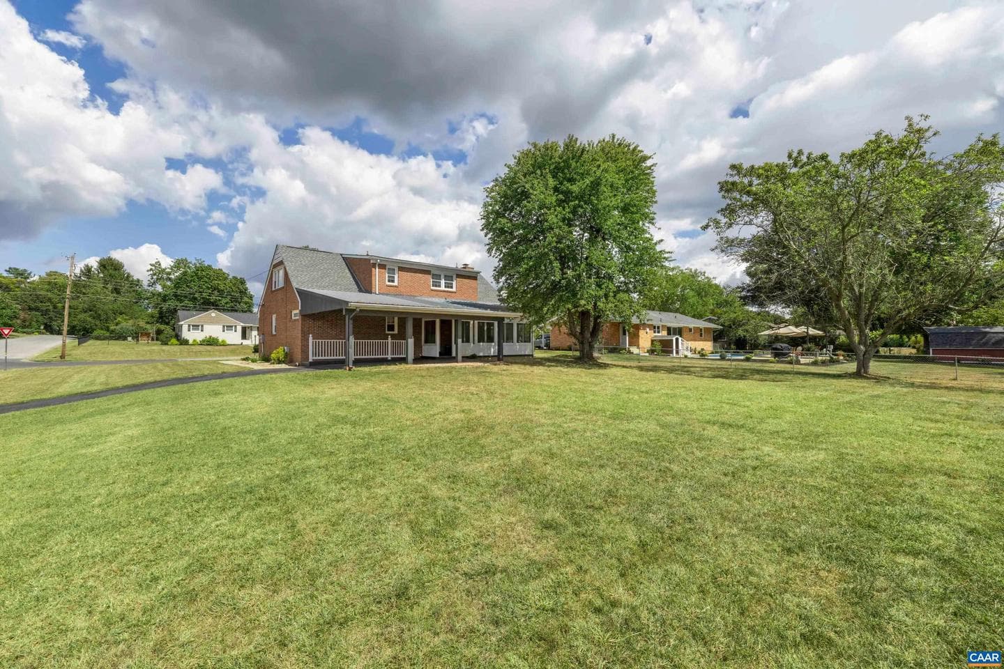 2240 Belvue Rd photo 57