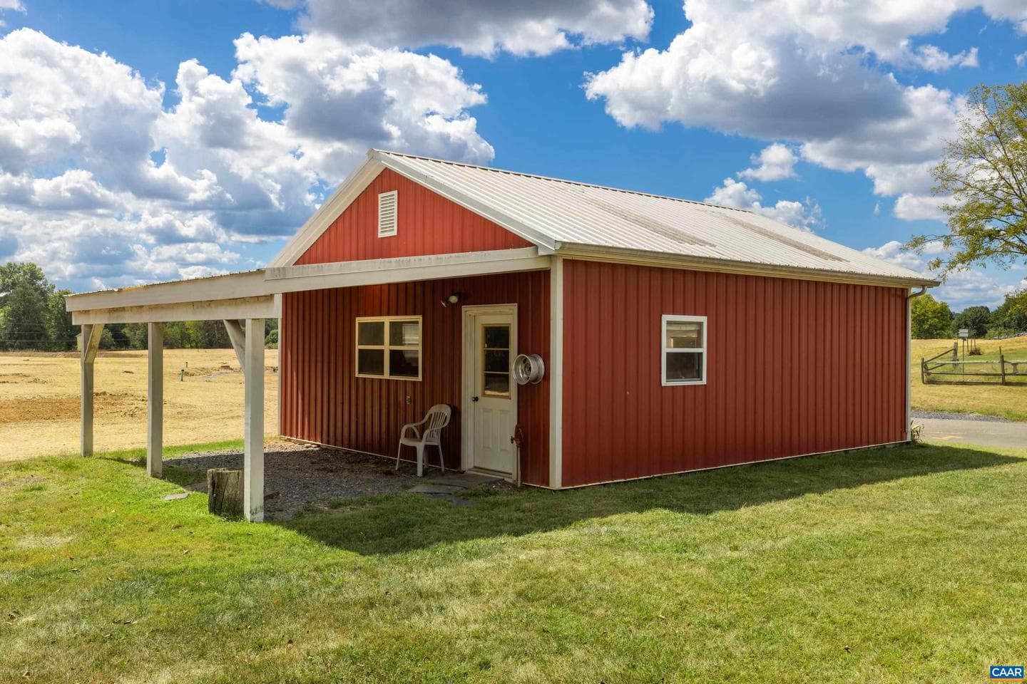 2240 Belvue Rd photo 60