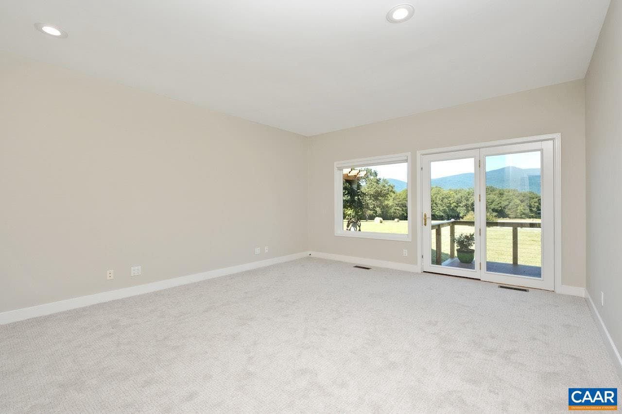 8540 Taylor Creek Rd photo 41