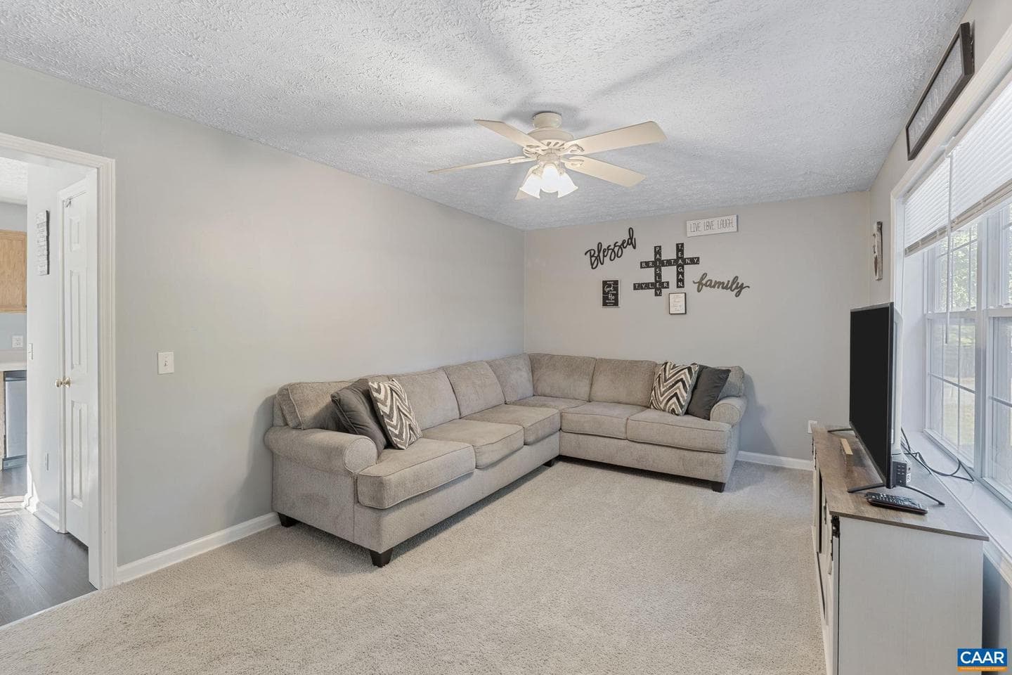118 Hunters Hill Ln photo 10