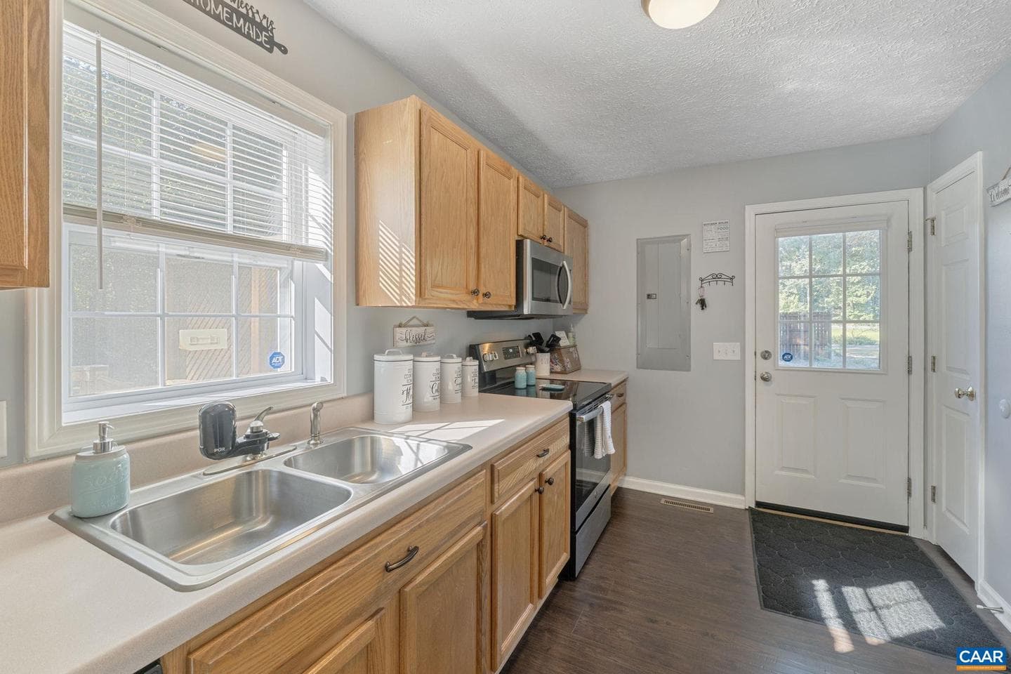 118 Hunters Hill Ln photo 11