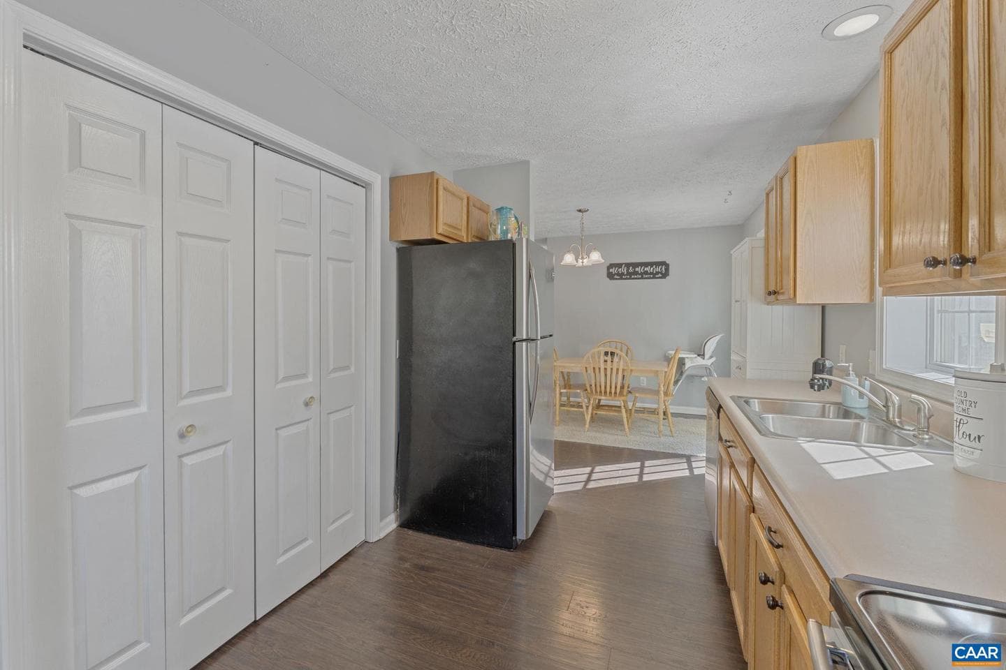 118 Hunters Hill Ln photo 13