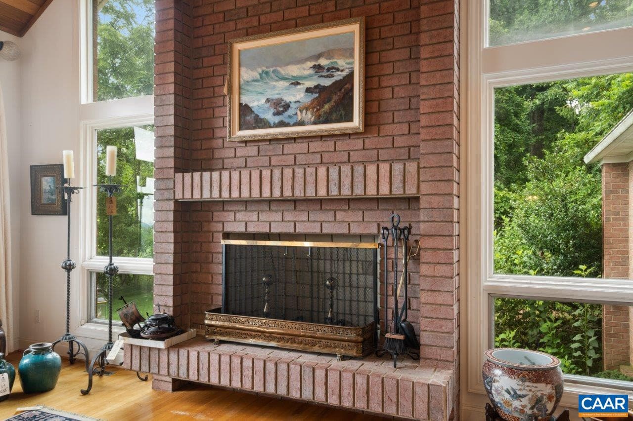 1505 Highland Cir photo 10
