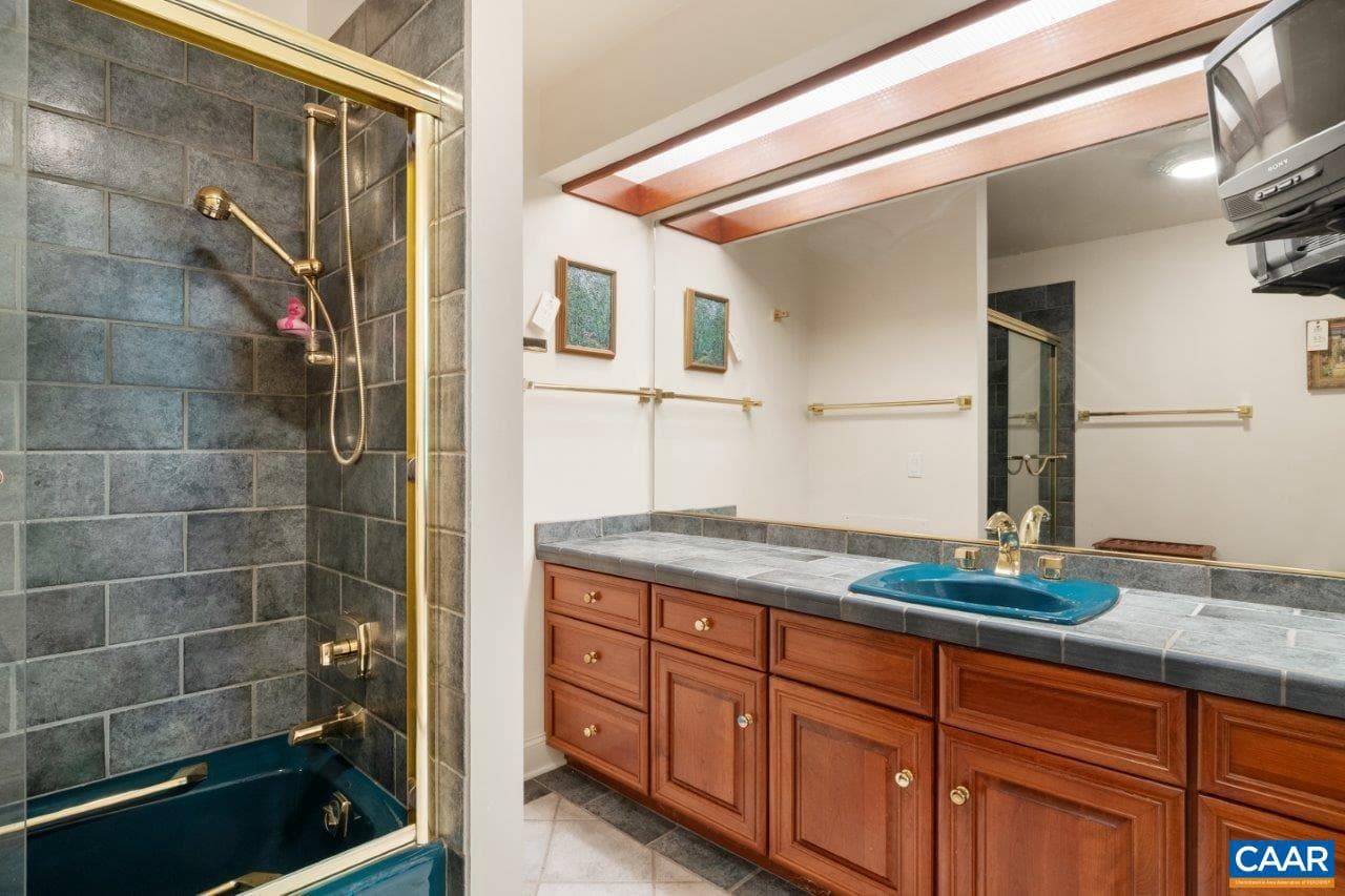1505 Highland Cir photo 42