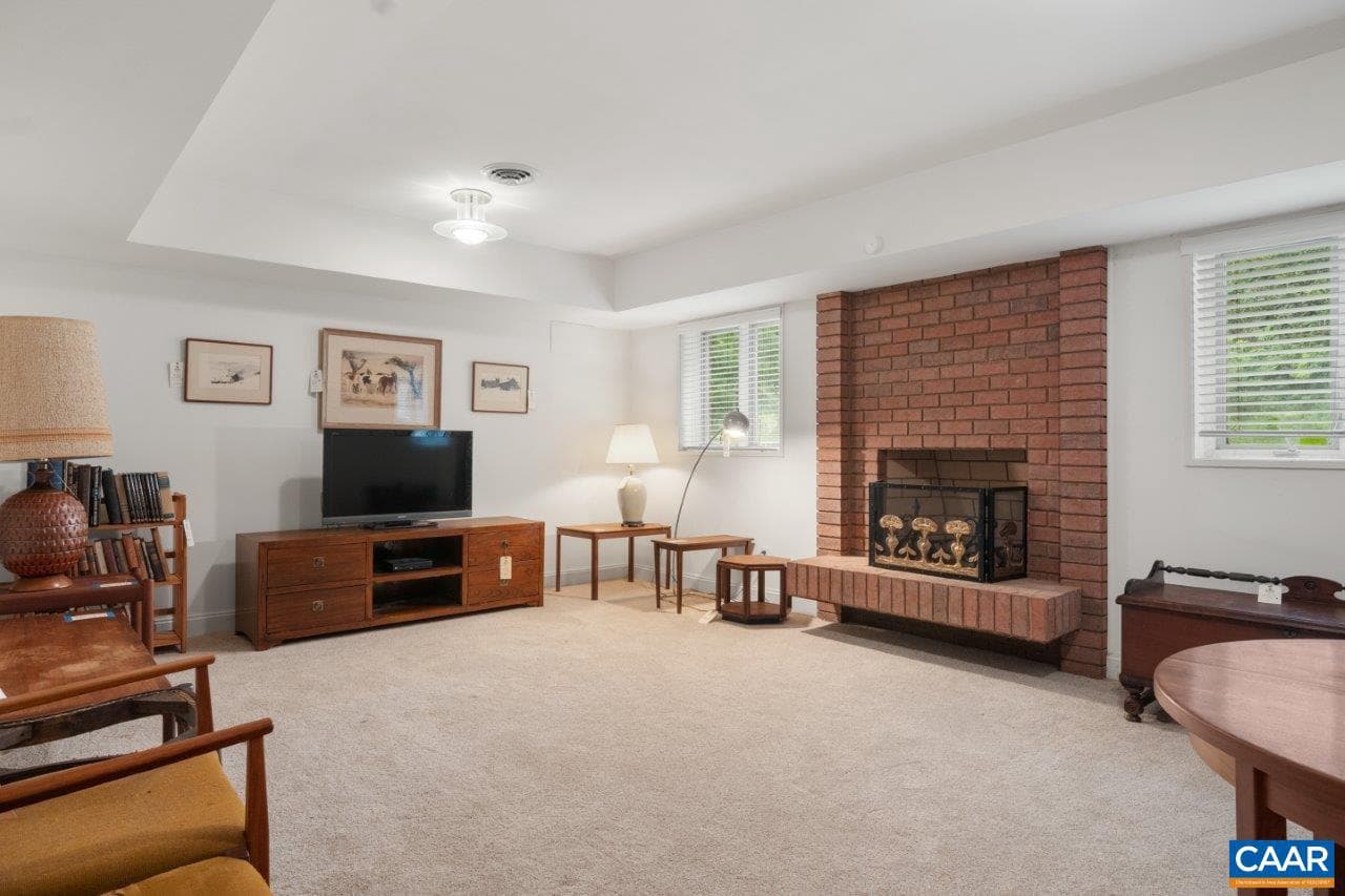 1505 Highland Cir photo 52