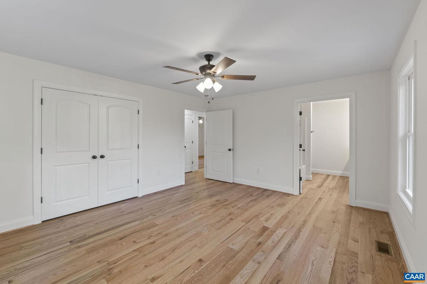 14116 Dickerson Ln photo 30
