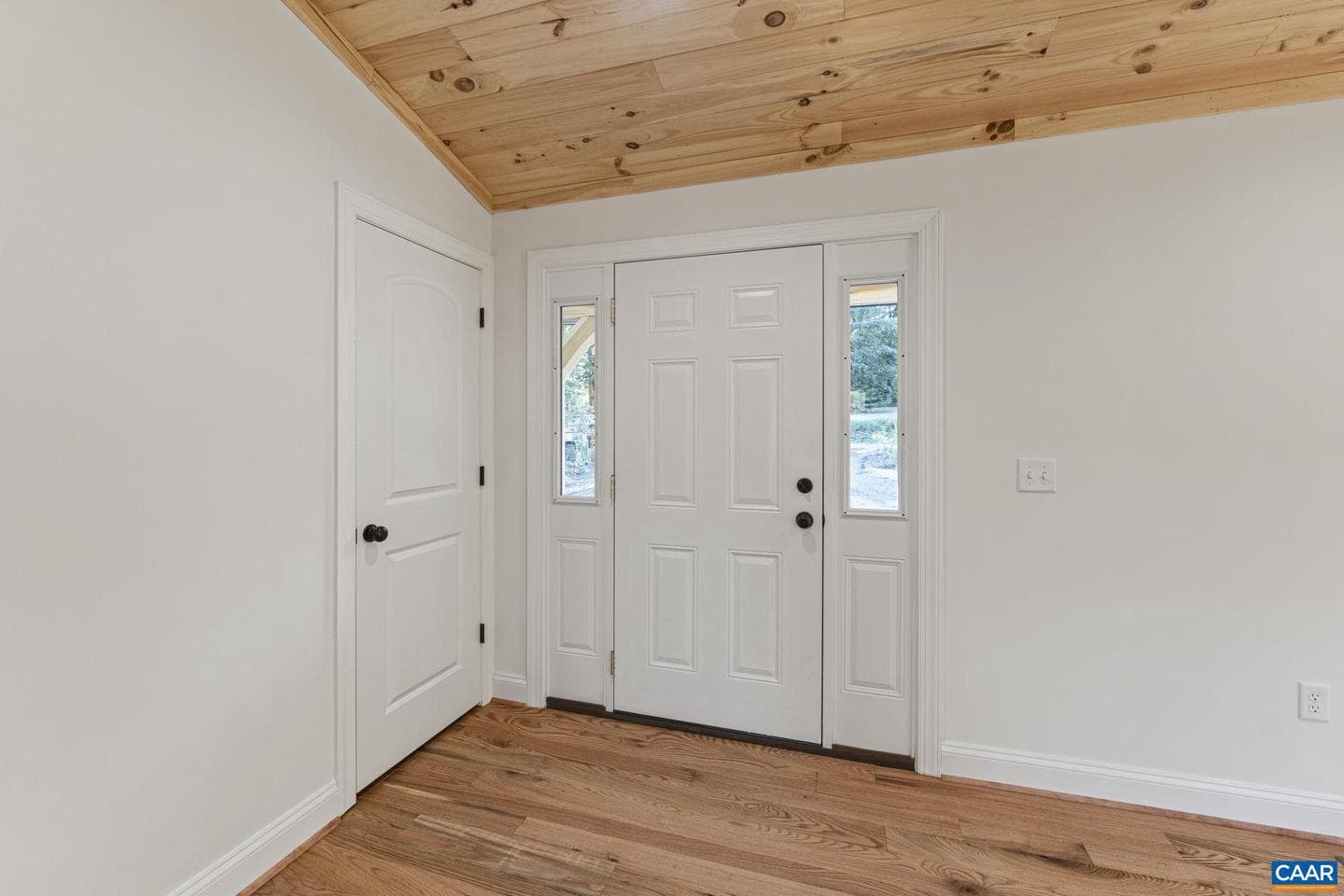 14116 Dickerson Ln photo 37