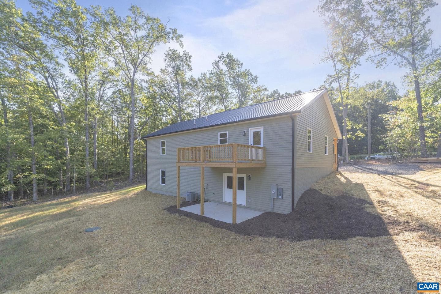 14116 Dickerson Ln photo 9