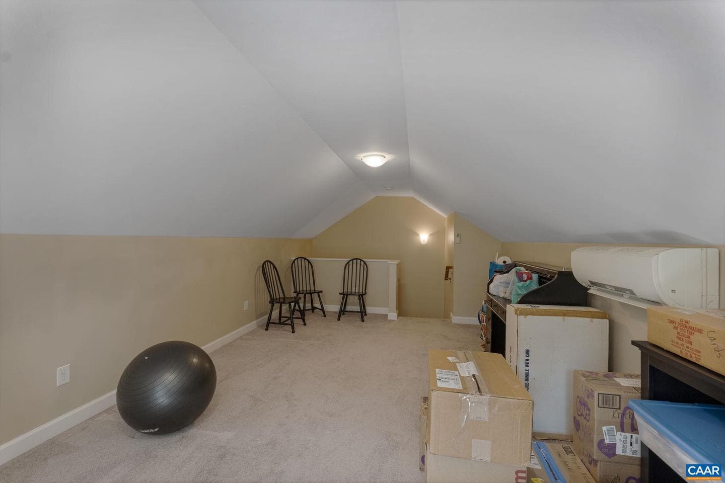 240 Meghans Ln photo 36