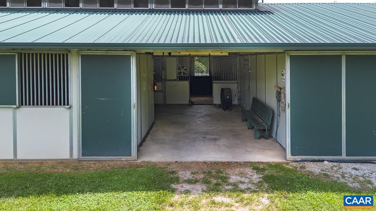 9195 Springwood Rd photo 31