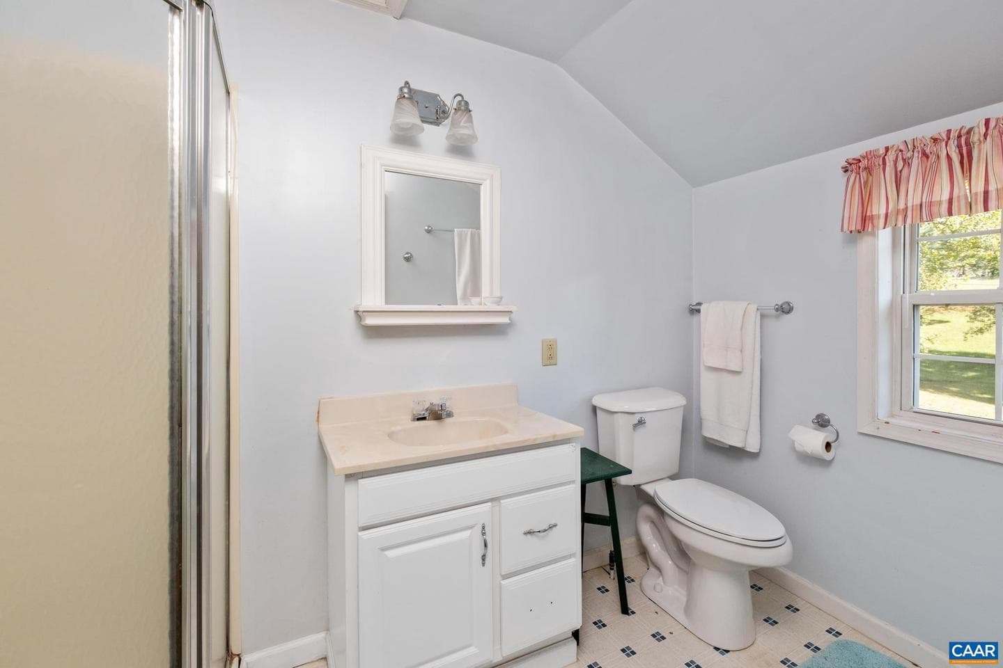 299 Sunrise Dr photo 18