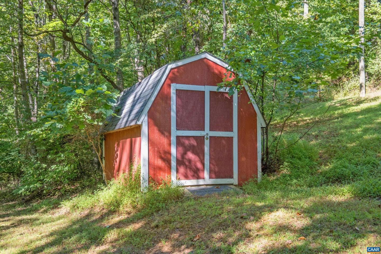 299 Sunrise Dr photo 35