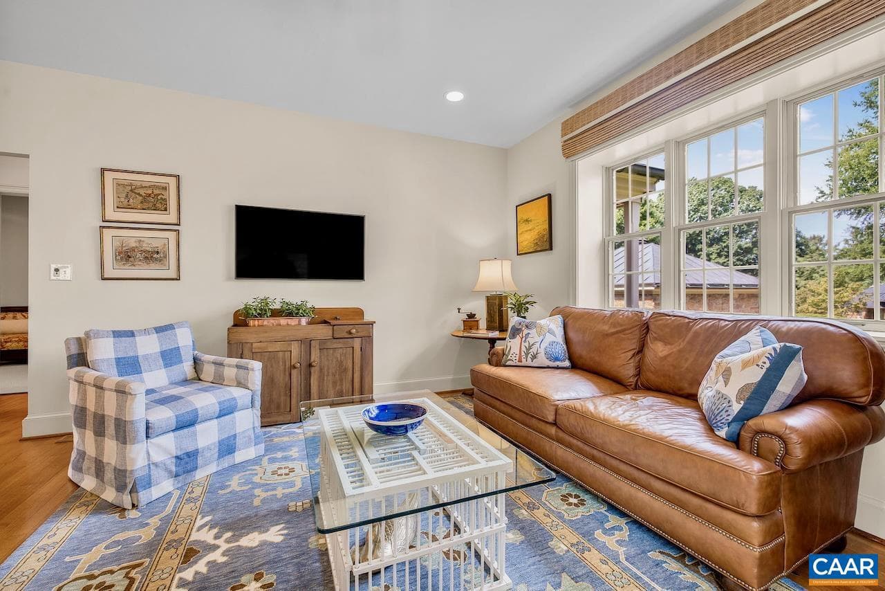 1126 Dryden Ln photo 18