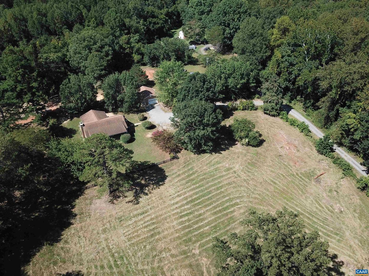 211 Rocky Top Ln photo 11