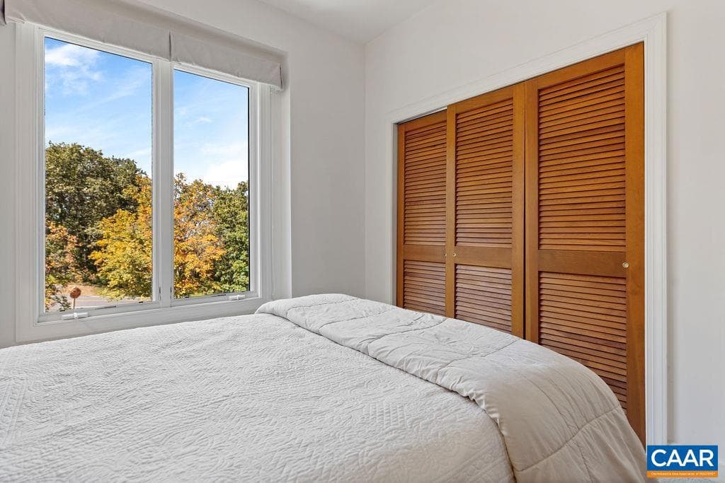 1818 High Ridge Ct Condos photo 35