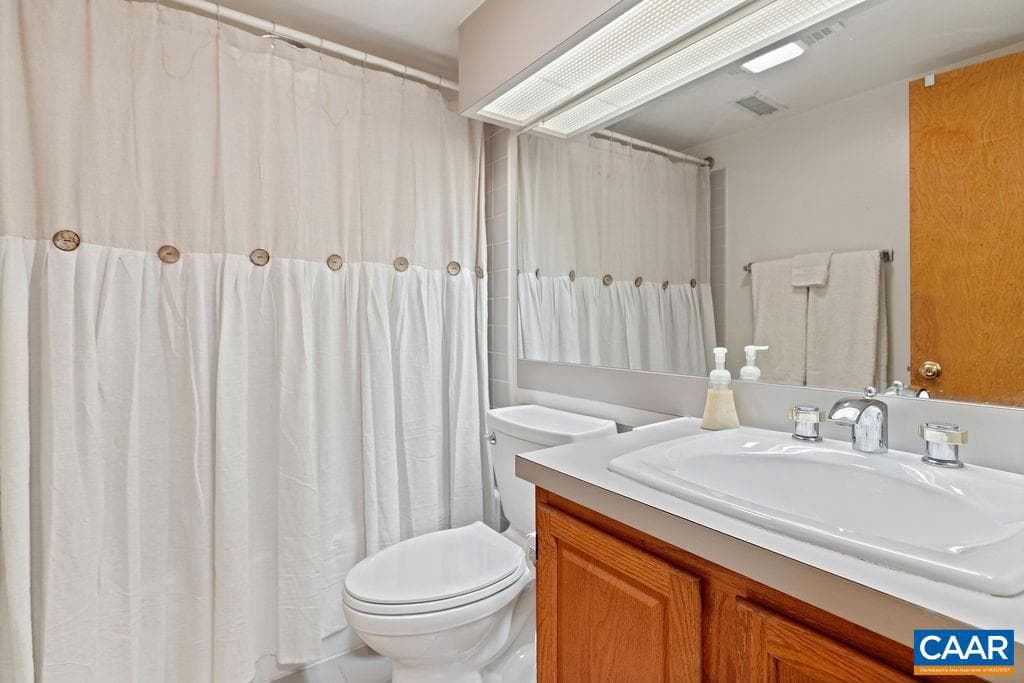 1818 High Ridge Ct Condos photo 36