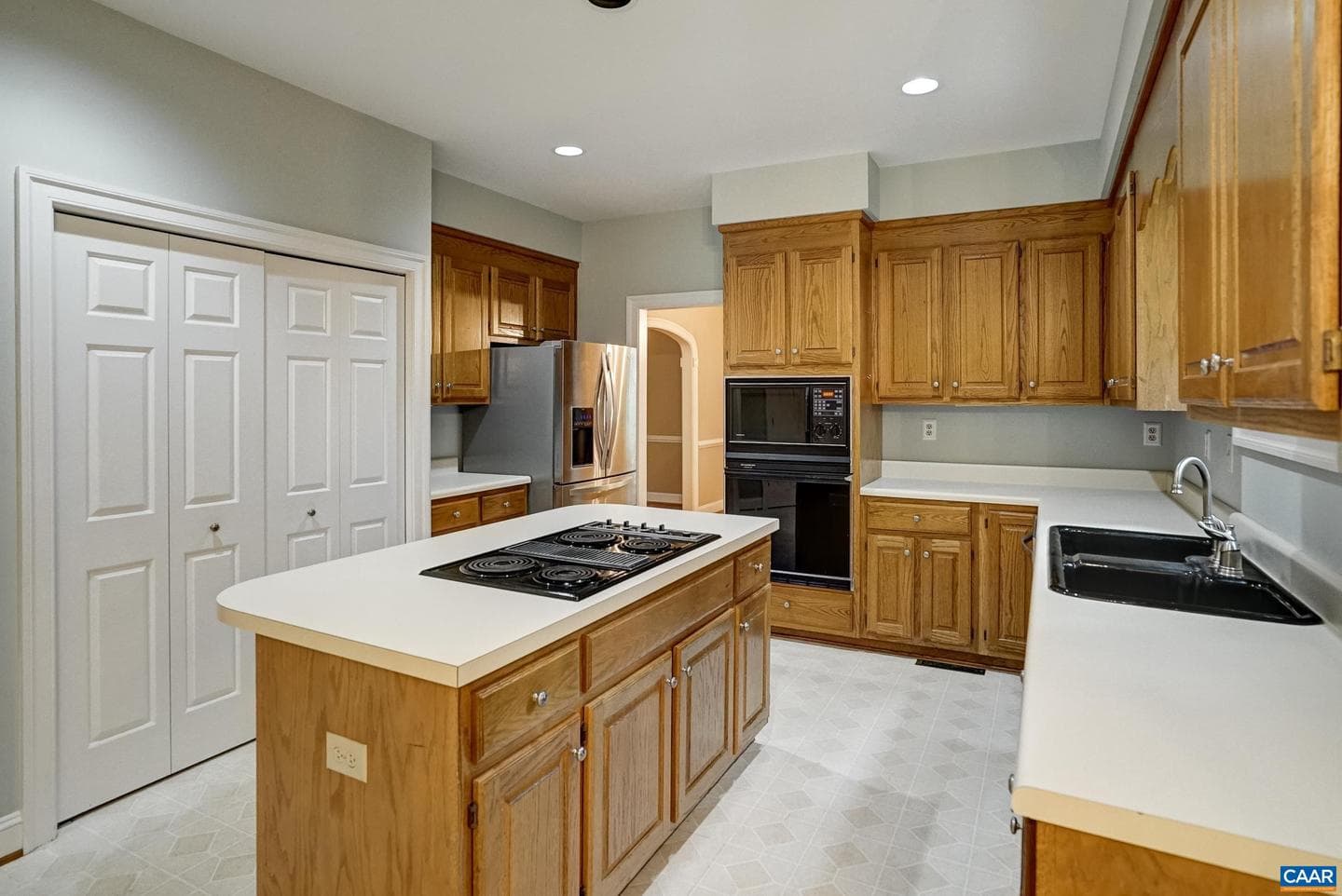 3371 Cotswold Ln photo 21